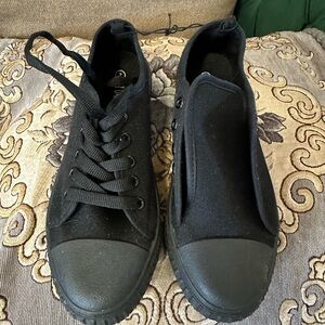 Black sneakers new